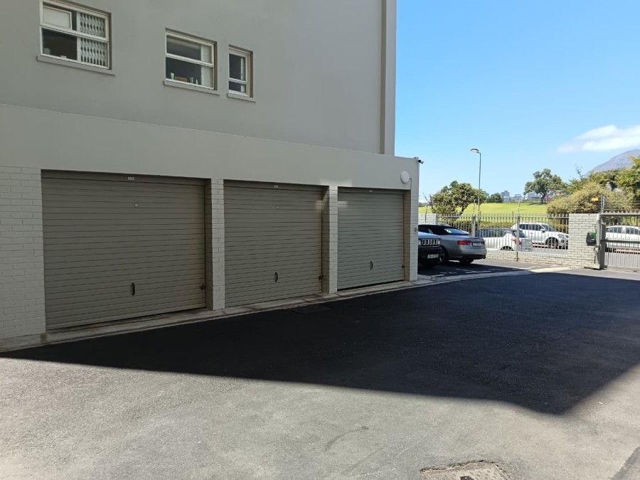 2 Bedroom Property for Sale in Mouille Point Western Cape